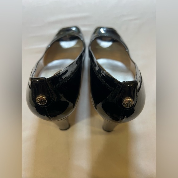 Stuart weitzman black leather pumps size 6 peep toe heel - Picture 3 of 8
